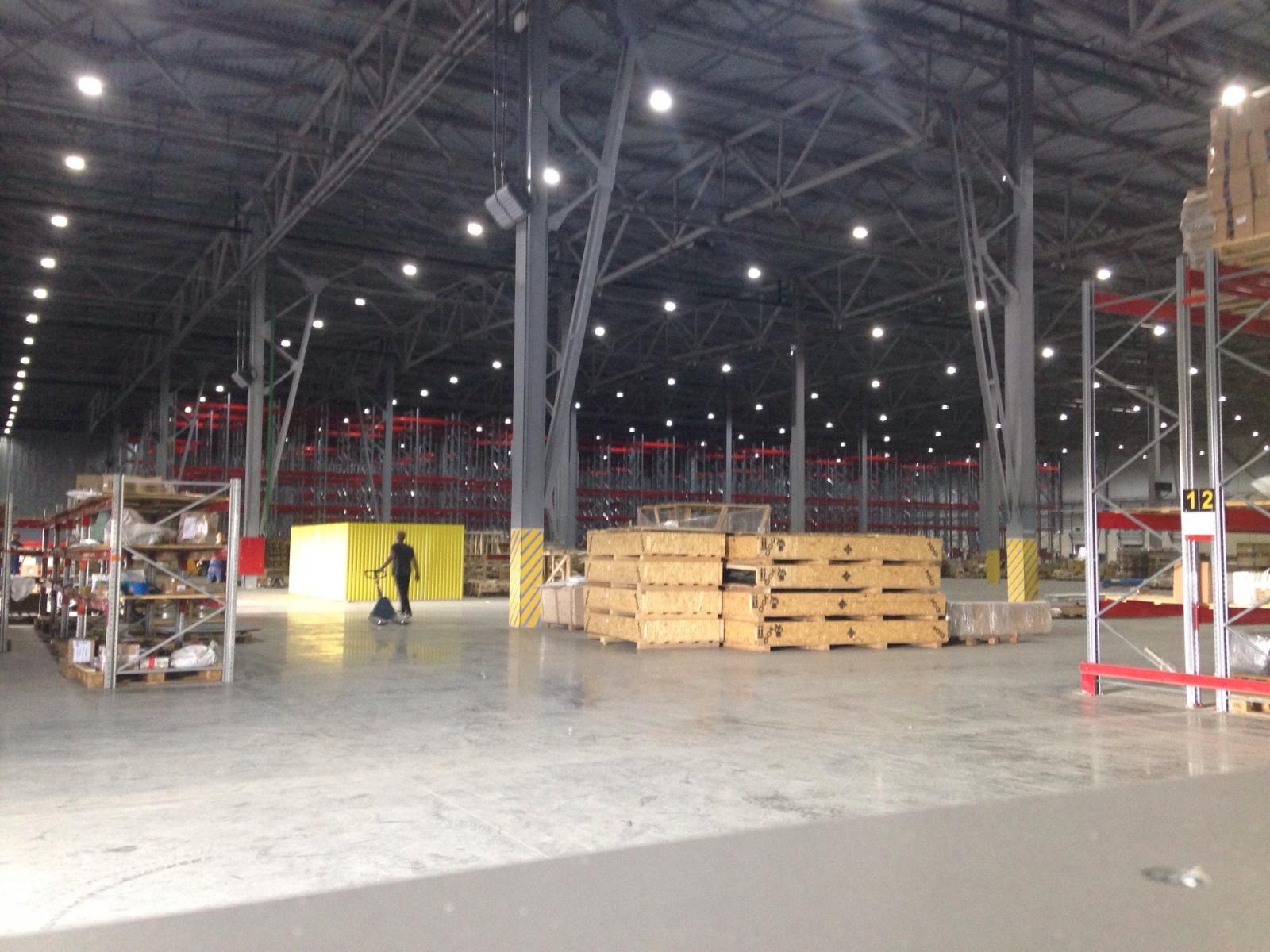 Деловые линии фото склада Деловые линии фото склада